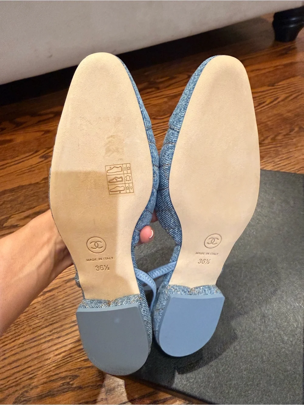 🩵Chanel denim quilted slingback. Brand new.